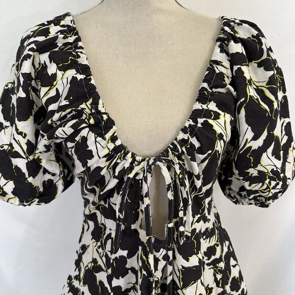 Anthropologie Aureta Floral Black White Dress Size SMALL Puff Sleeve - Picture 2 of 7